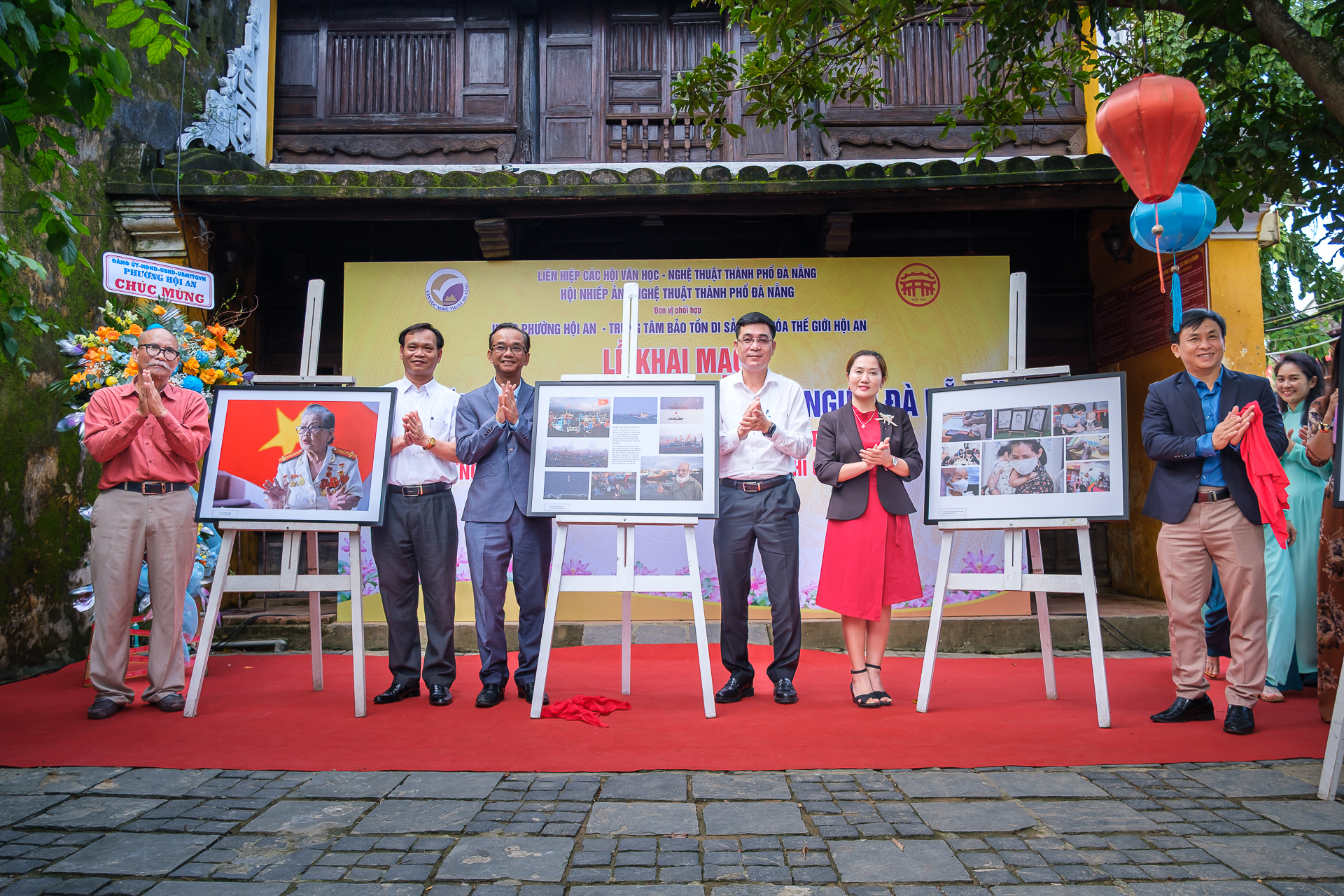 Tổng kết, trao giải Cuộc thi ảnh nghệ thuật “Người Đà Nẵng - Cần, kiệm, liêm, chính, chí công vô tư” và khai mạc Triển lãm nghệ thuật “Đất và Người Đà Nẵng”